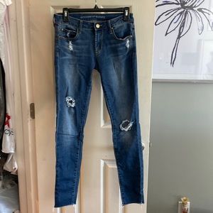 Articles of Society Excellent Condition size 25 fringe ankle jegging stretch